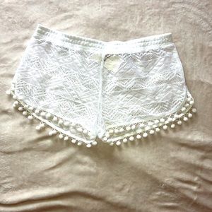 White netted swim cover Pom Pom shorts 💕